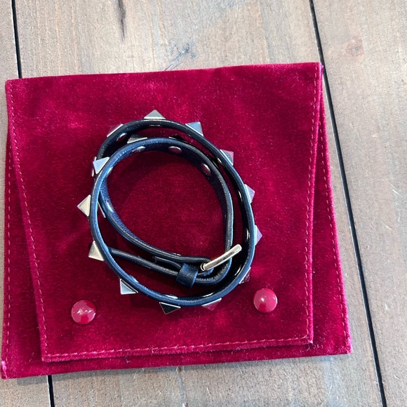 Valentino Rockstud Double Leather Bracelet - Picture 2 of 4